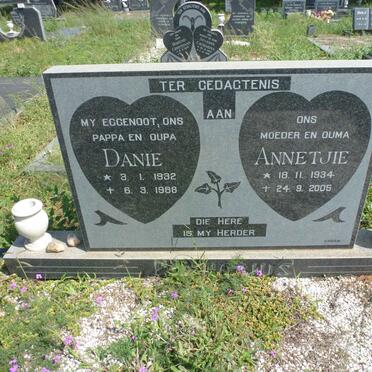 PRETORIUS Danie 1932-1988 &amp; Annetjie 1934-2005