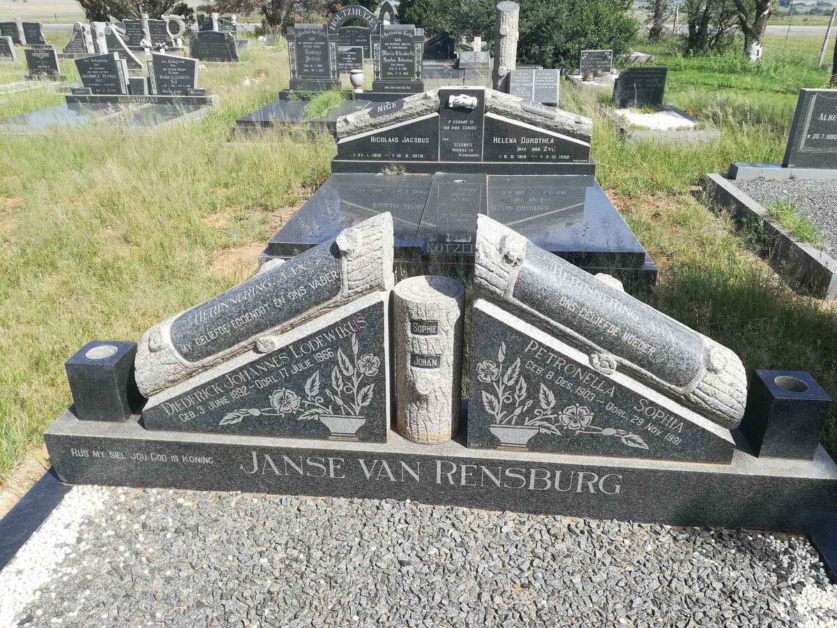 RENSBURG Diederick Johannes Lodewyk, Janse van 1892-1966 &amp; Petronella Sophia 1903-1991