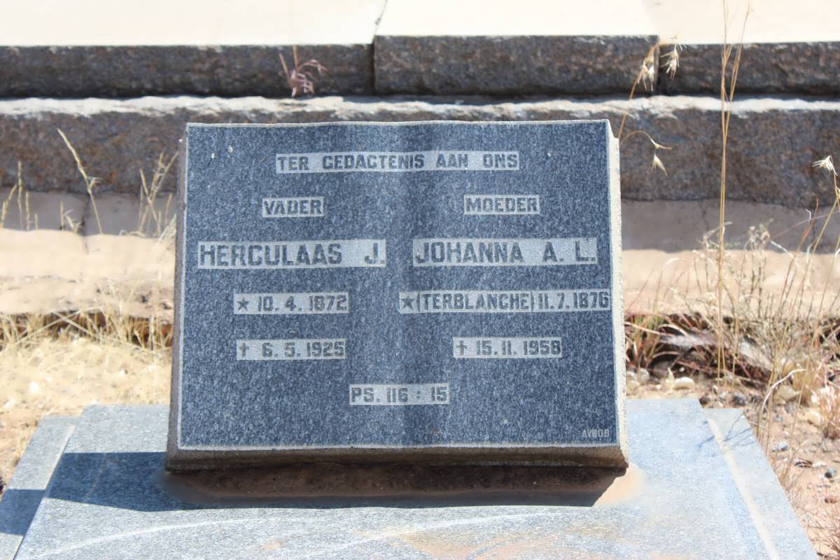 ? Herculaas J. 1872-1925 & Johanna A.L. TERBLANCHE 1876-1958