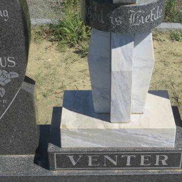 VENTER Lourens Marthinus 1926-1989 &amp; Clara Isabella ROBBERTS 1932-2018