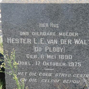WALT Hester L.E., van der nee DU PLOOY 1890-1975