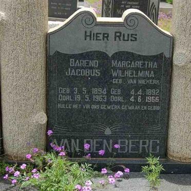 BERG Barend Jacobus, van den 1894-1963 &amp; Margaretha Wilhelmina VAN NIEKERK 1892-1966