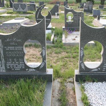 PIETERS Johannes Nicolaas 1912-1991 &amp; Jacoba Maria 1919-2001