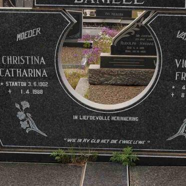? Victor French 1900-1994 &amp; Christina Catharina STANTON 1902-1988