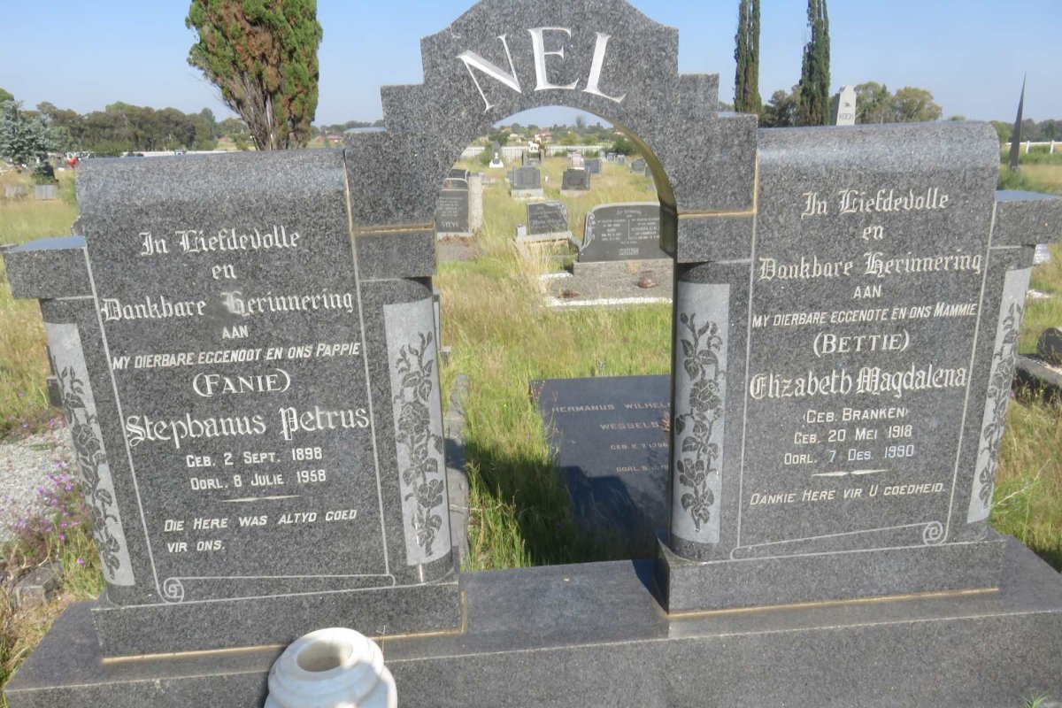 NEL Stephanus Petrus 1898-1958 & Elizabeth Magdalena BRANKEN 1918-1990