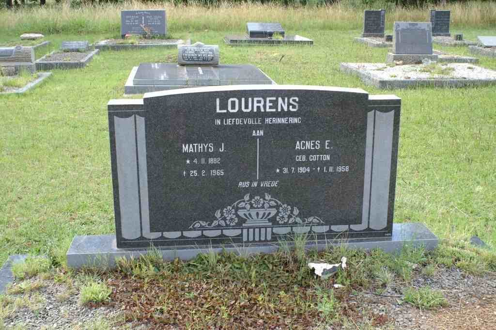 LOURENS Mathys J. 1882-1965 &amp; Agnes E. COTTON 1904-1958