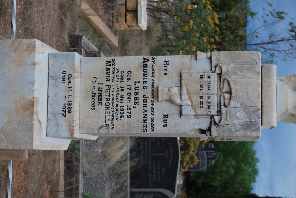 LUBBE Andries Johannes 1879-1936 & Maria Petronella JACOBS 1889-1977