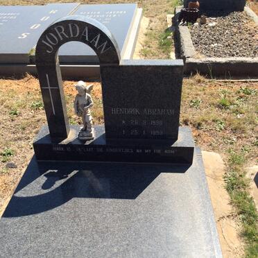 J - Vanne :: Surnames - J