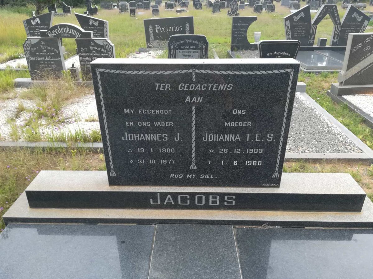 JACOBS Johannes J. 1900-1977 & Johanna T.E.S. 1903-1980