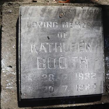 BOOTH Kathleen 1932-1987