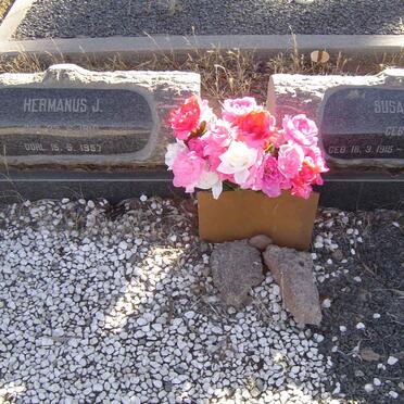 WESSELS Hermanus 1910-1957 &amp; Susanna E. DICKS 1915-1984