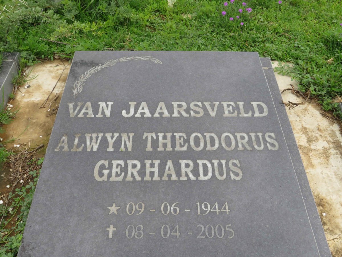 JAARSVELD Alwyn Theodorus Gerhardus, van 1944-2005 & Martha Francina 1935-2003