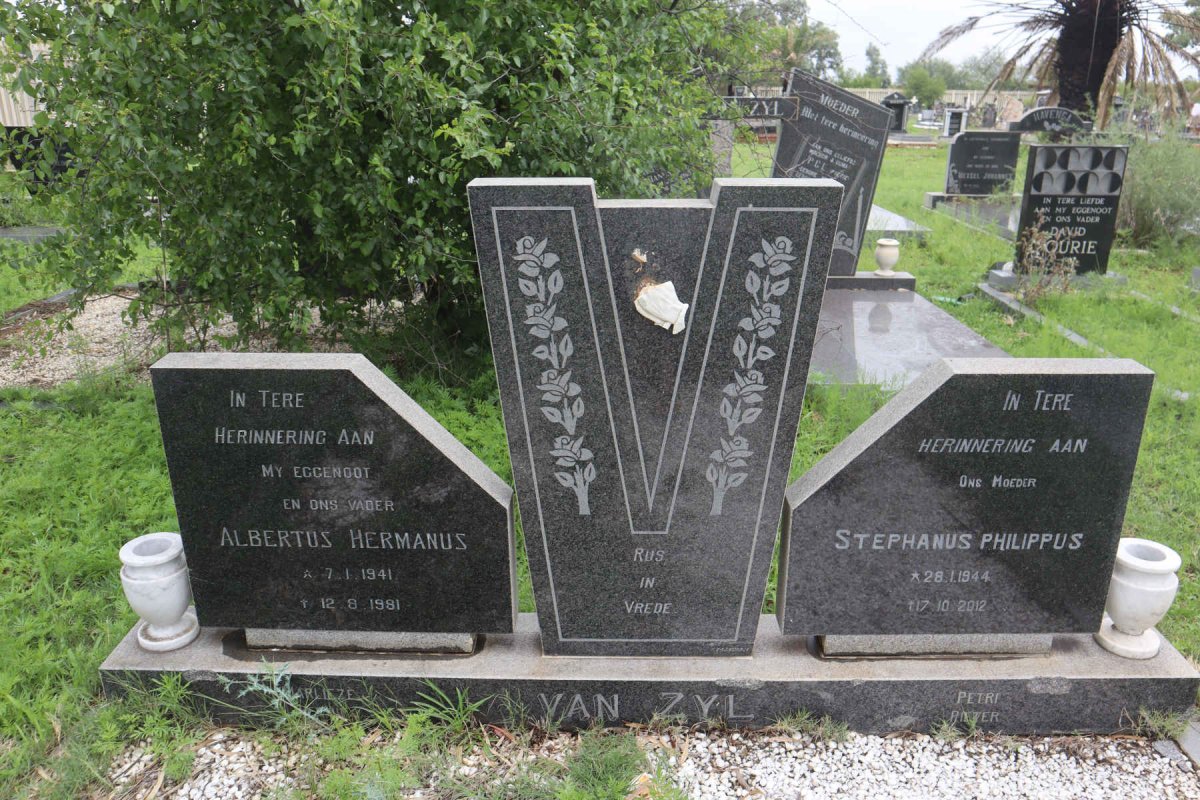 ZYL Albertus Hermanus, van 1941-1981 & Stephanus Philippus 1944-2012