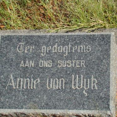 WYK Annie, van