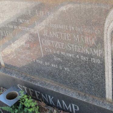 STEENKAMP Willem Jacobus 1892-1951 &amp; Jeanette Maria COETZEE, formerly STEENKAMP nee VAN DER MERWE 1910-