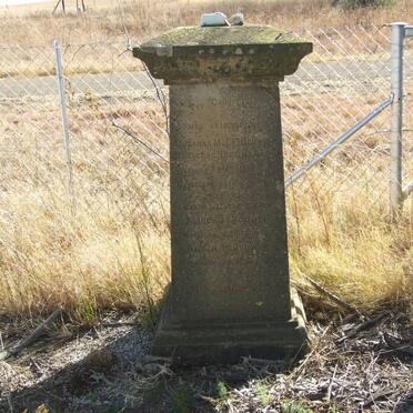 BOUWER Susanna M.J.F. nee BORNMAN 1853-1901 :: BOUWER Alice J. -1901 :: BOUWER Anton M. -1901