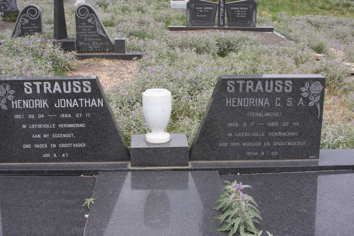 STRAUSS Hendrik Jonathan 1907-1984 & Hendrina C.S.A. TERBLANCHE 1909-1988