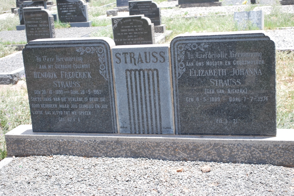 STRAUSS Hendrik Frederick 1889-1953 & Elizabeth Johanna VAN NIEKERK 1889-1974