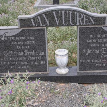 VUUREN Sybrand Lourens, van 1909-1987 &amp; Catharina Frederika V.D.WESTHUIZEN 1914-1988