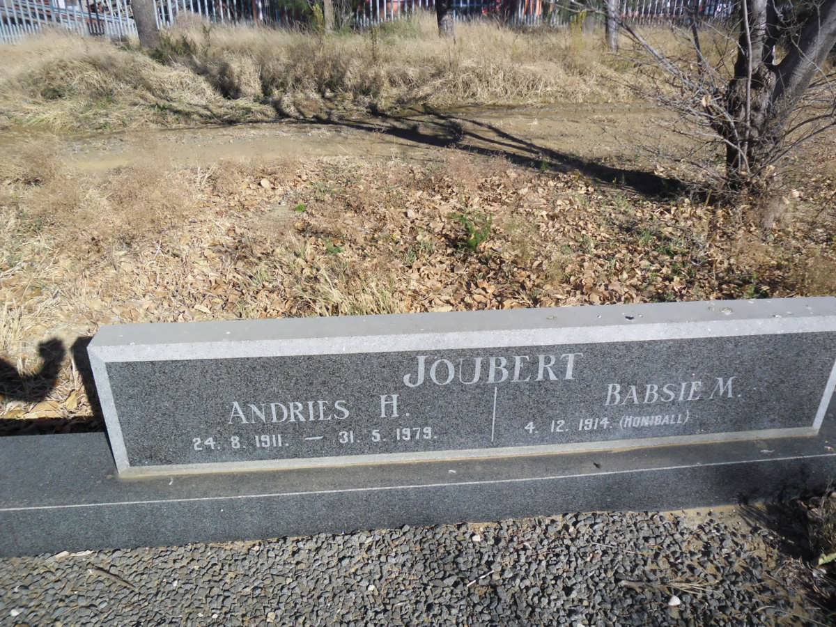 JOUBERT Andries H. 1911-1979 & Babsie M. HONIBALL 1914-