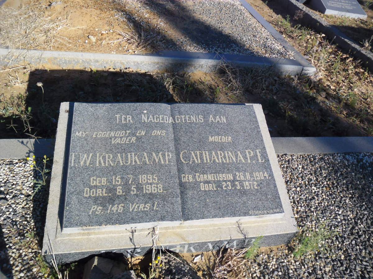 KRAUKAMP T.W. 1895-1968 &amp; Catharina P.E. CORNELISSIN 1904-1972
