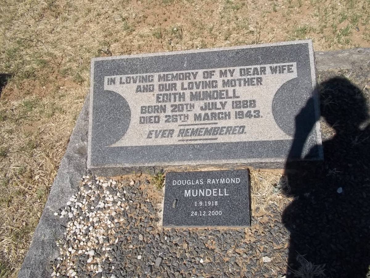 MUNDELL Edith 1888-1943 :: MUNDELL Douglas Raymond 1918-2000