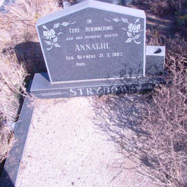 STRYDOM Annatjie nee REYNEKE 1907-