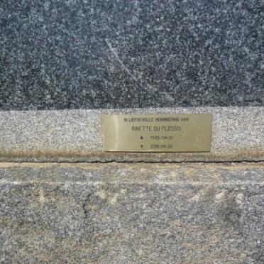 PLESSIS Rinette, du 1935-2012