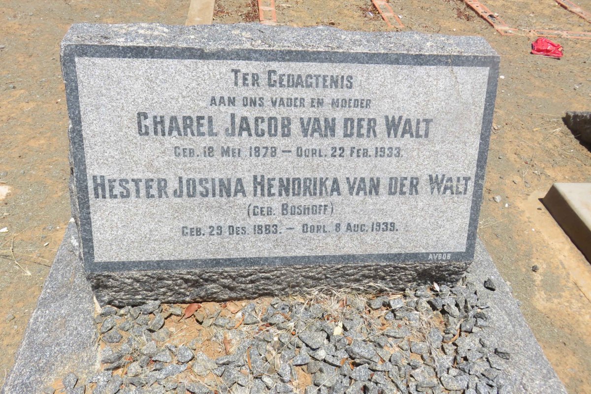 WALT Charel Jacob, van der 1878-1933 & Hester Josina Hendrika BOSHOFF 1883-1939