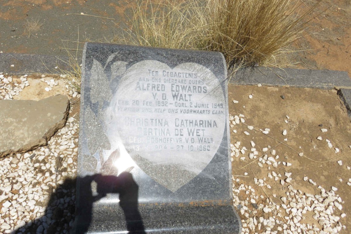 WALT Alfred Edwards, v.d. 1892-1945 & Christina Catharina Gertina De Wet nee BOSHOFF 1904-1960