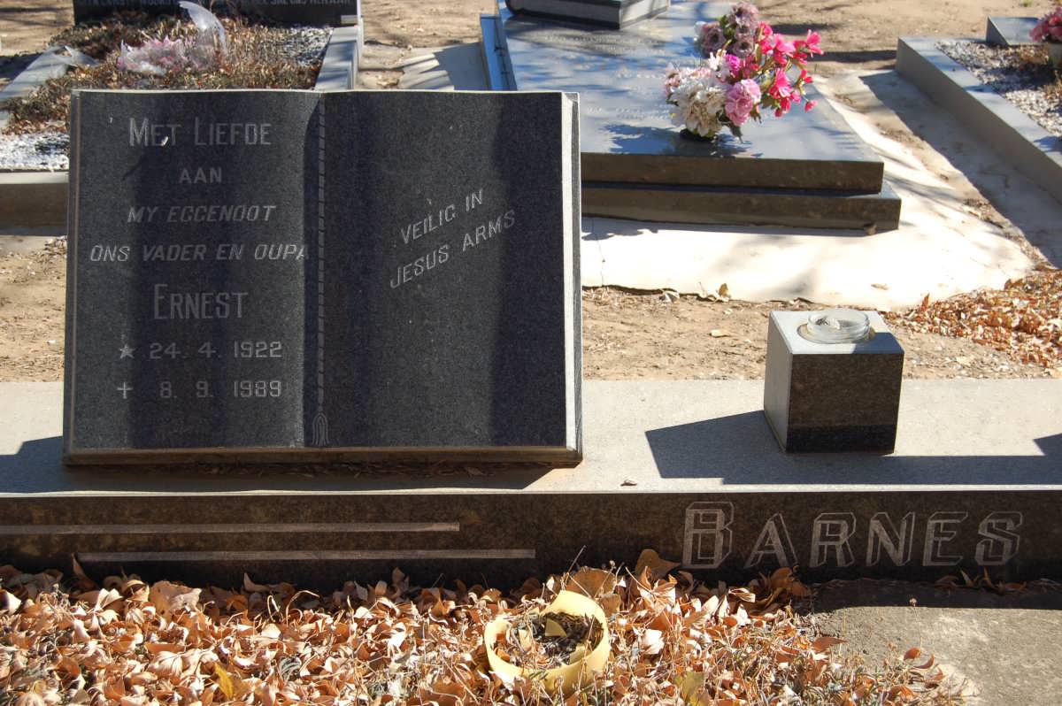 BARNES Ernest 1922-1989 & Johanna Dorethea VAN TONDER 1920-