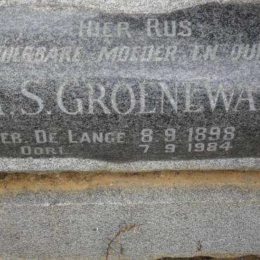 GROENEWALD M.S. nee DE LANGE 1898-1984