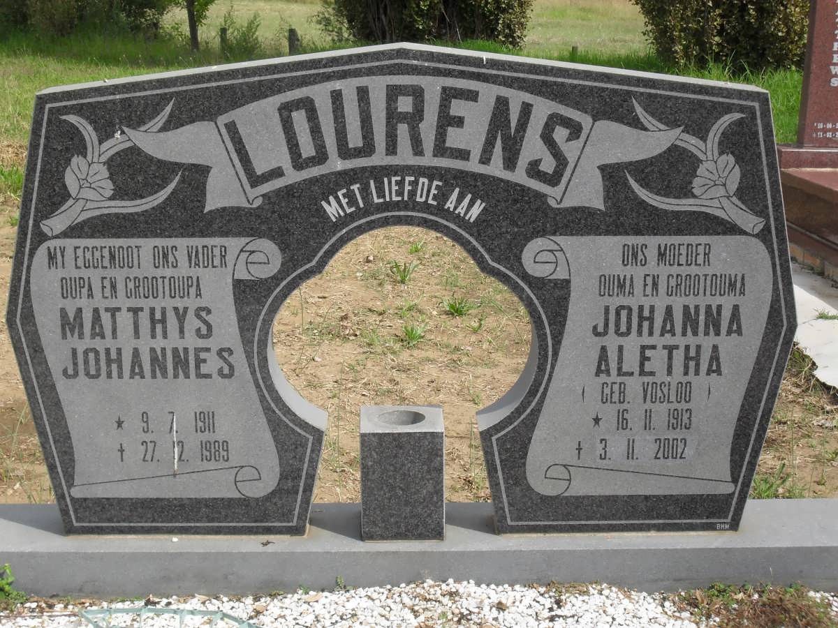 LOURENS Matthys Johannes 1911-1989 & Johanna Aletha VOSLOO 1913-2002
