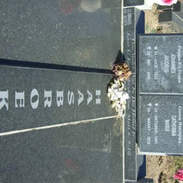 HAASBROEK Johannes Jacobus 1929-2006 &amp; Catherina Maria 1941-2012