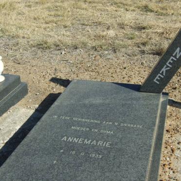 TOIT Gerty, du 1913-1995 :: REYNEKE Annemarie 1939-