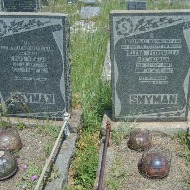 SNYMAN Lukas Andreas 1880-1959 &amp; Helena Petronella BEAURAIN 1887-1952