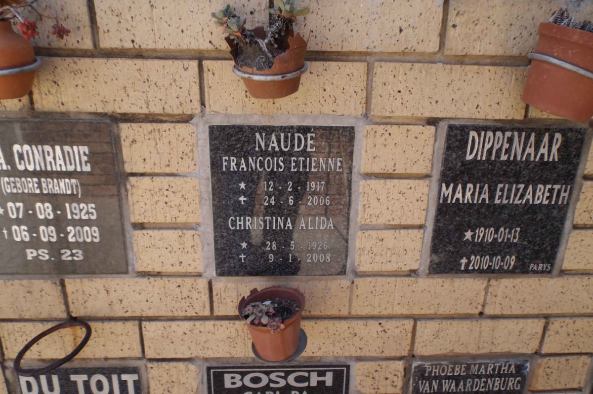 NAUDE Francois Etienne 1917-2006 & Christina Alida 1926-2008