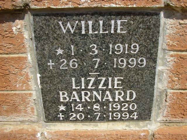 BARNARD Willie 1919-1999 & Lizzie 1920-1994