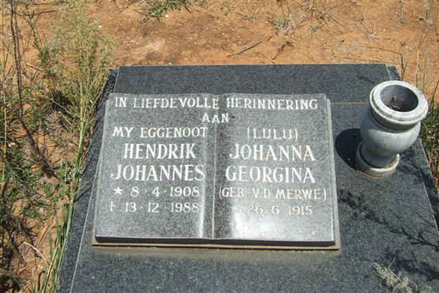 REYNEKE Hendrik Johannes 1908-1988 & Johanna Georgina VAN DER MERWE 1915-