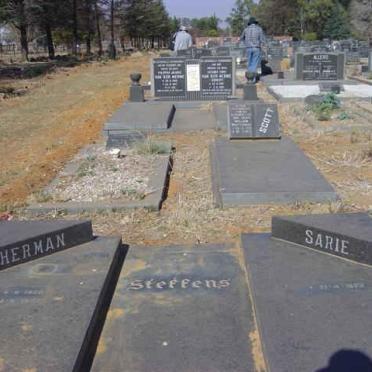 STEFFENS Herman 1920-1977 &amp; Sarie 1922-