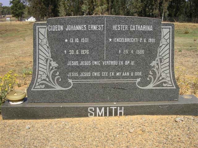 SMITH Gideon Johannes Ernest 1901-1976 & Hester Catharina ENGELBRECHT 1901-1986