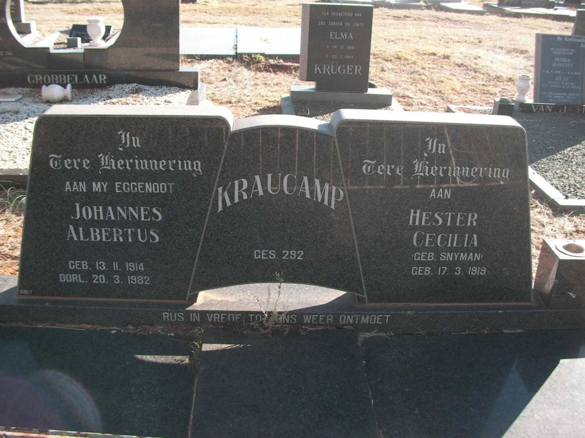 KRAUCAMP Johannes Albertus 1914-1982 & Hester Cecilia SNYMAN 1919-