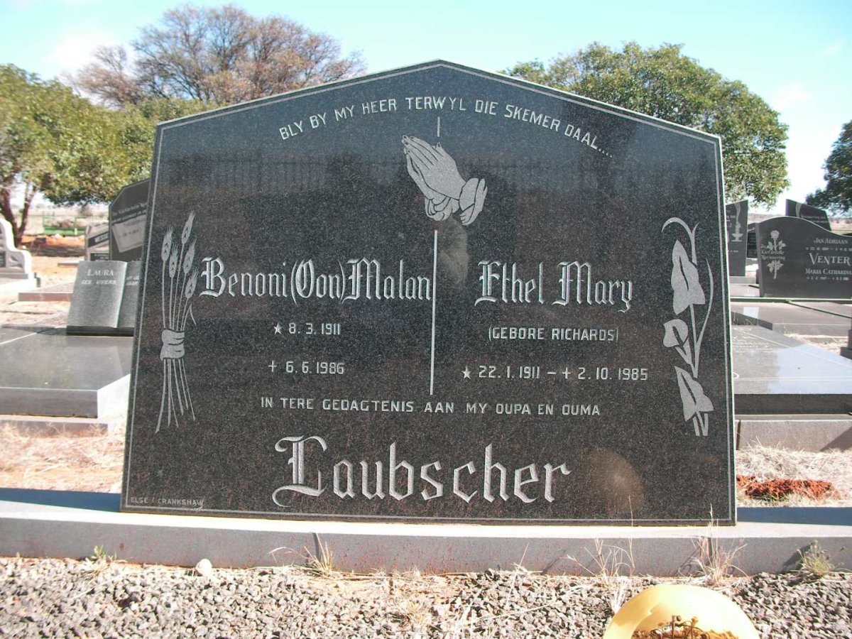 LAUBSCHER Benoni Malan 1911-1986 & Ethel Mary RICHARDS 1911-1985