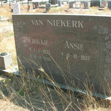 NIEKERK Frikkie, van 1933-1989 &amp; Ansie 1937-