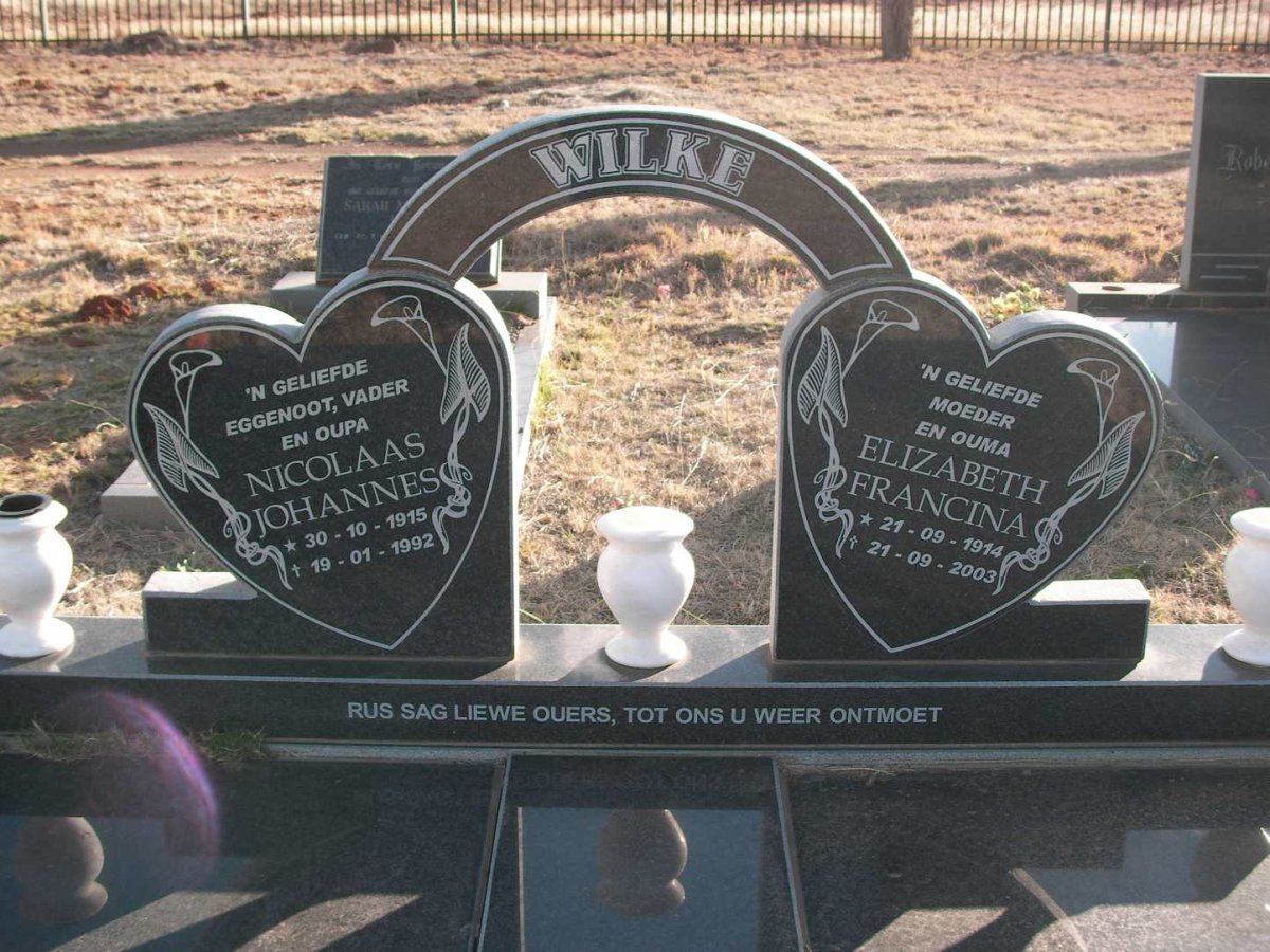 WILKE Nicolaas Johannes 1915-1992 & Elizabeth Francina 1914-2003