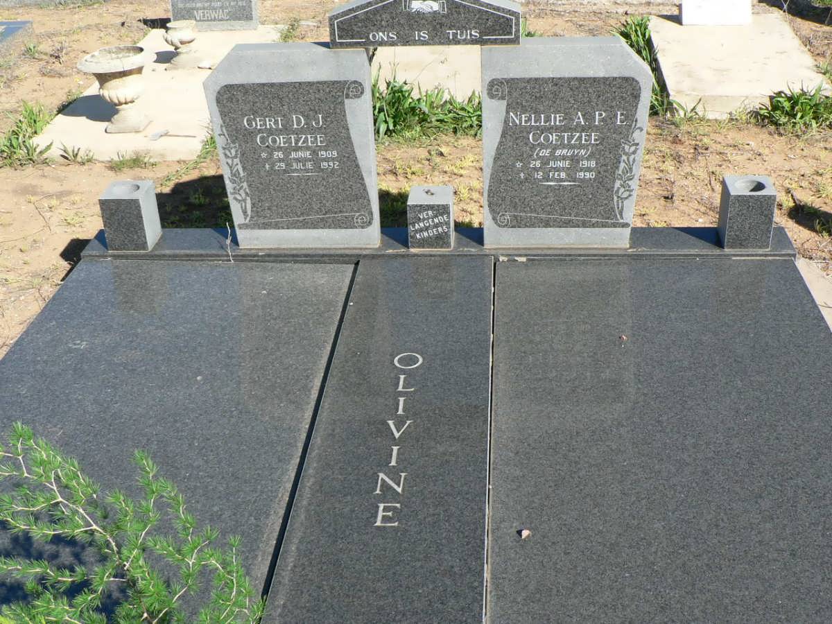 COETZEE Gert D.J. 1909-1992 & Nellie A.P.E. DE BRUYN 1918-1990