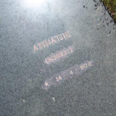 BOUWER Annatjie nee SCHOLTZ 1924-