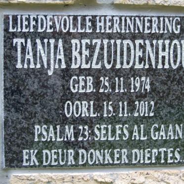 BEZUIDENHOUT Tanja 1974-2012