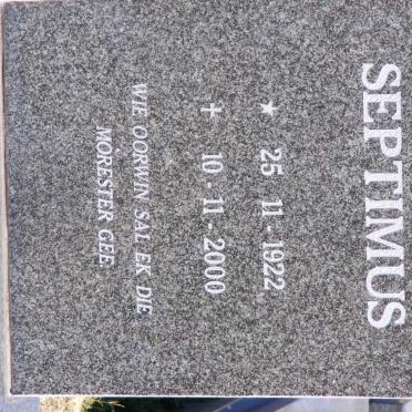 HOLTZHAUSEN Septimus 1922-2000 &amp; Wilhelmina 1930-2008