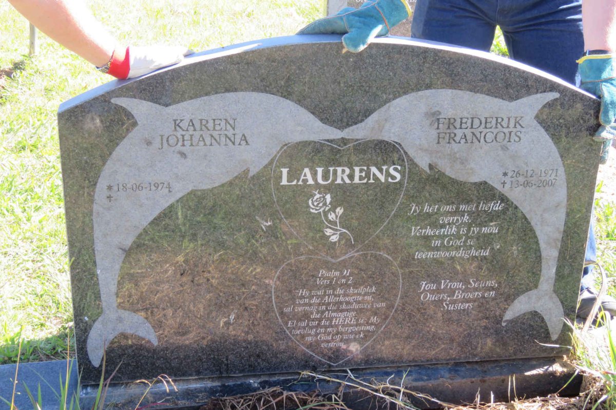 LAURENS Frederik Francois 1971-2007 & Karen Johanna 1974-